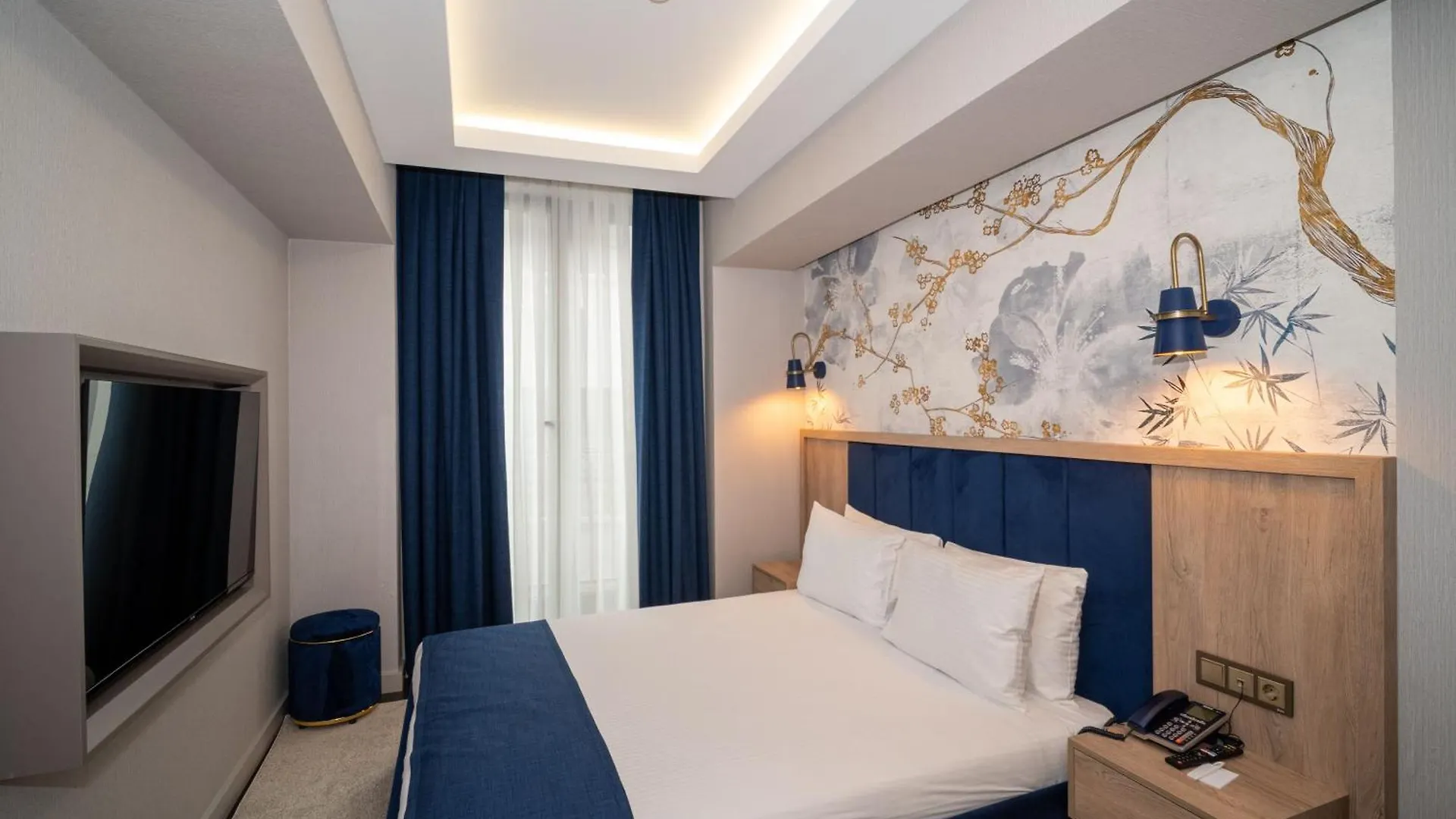 Querencia Hotel Istanbul 3*,