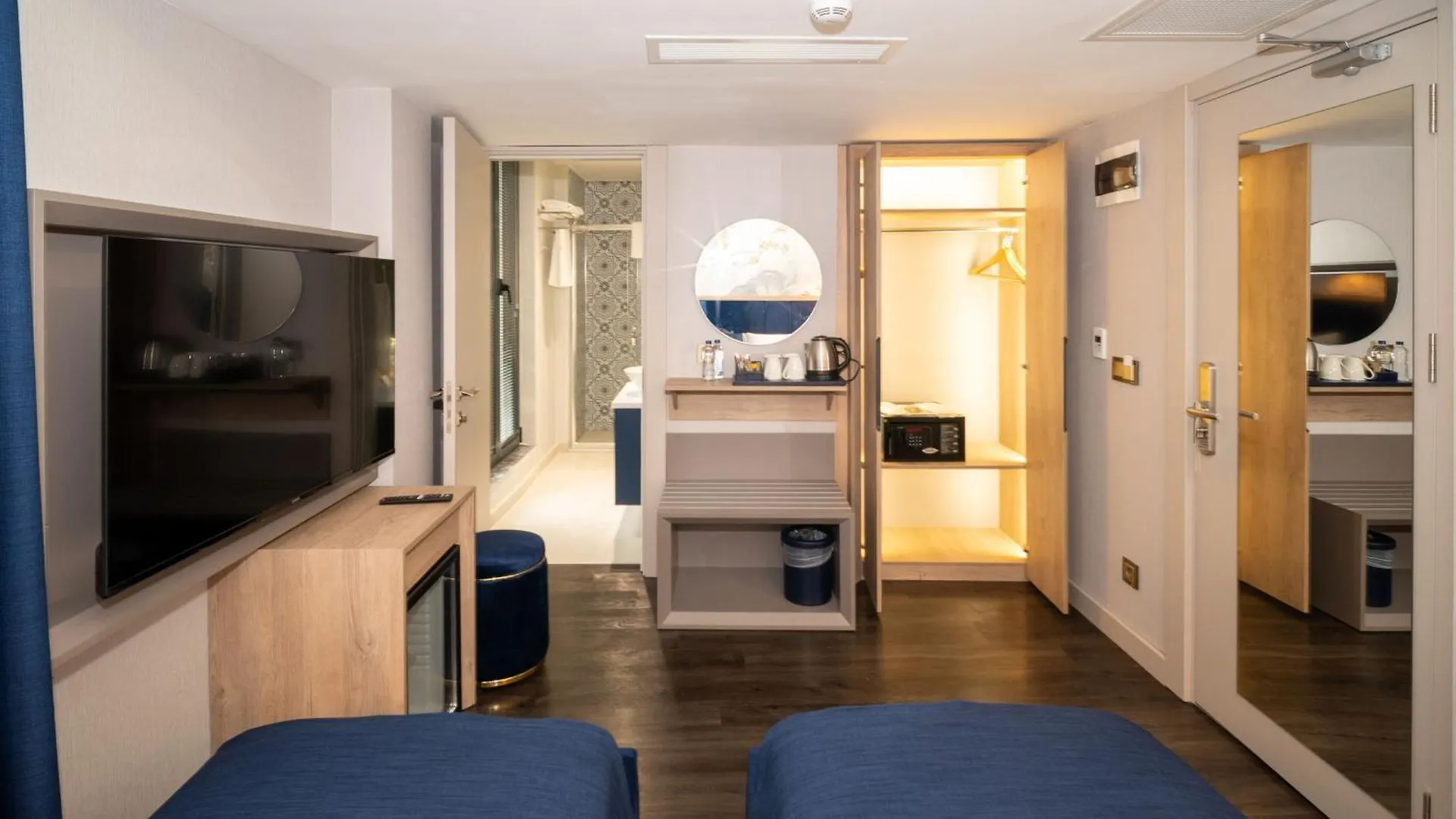 Querencia Hotel Istanbul 3*,